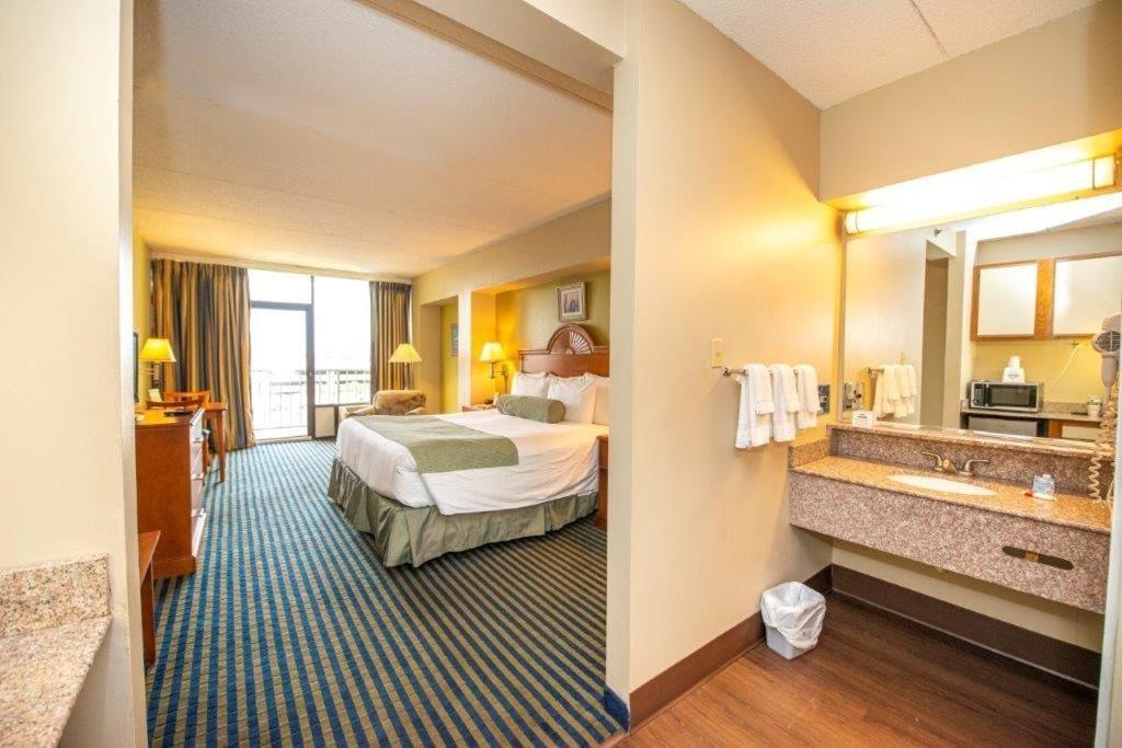 Days Inn By Wyndham Virginia Beach At The Beach Екстер'єр фото